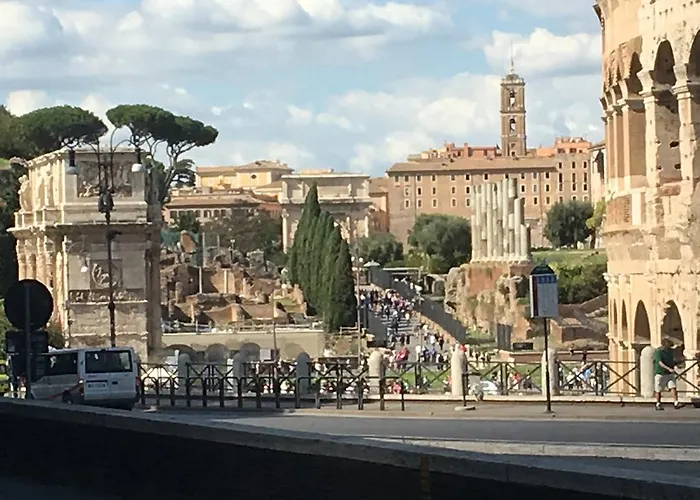 Daire Delightful 100 Meters From The Colosseum *
